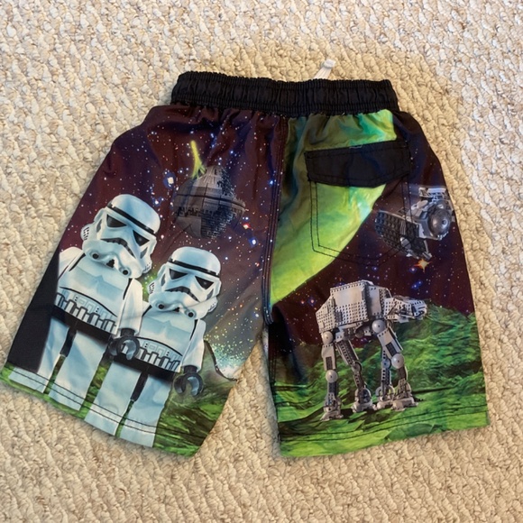 ⭐️ LEGO Star Wars BOYS swim trunks - Picture 3 of 3